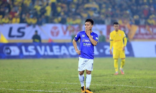 Quang Hải và đồng đội nhận thất bại đầu tiên ở V.League 2021. Ảnh: VPF