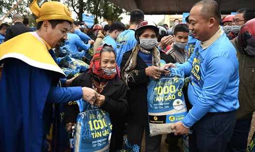 Thế Giới Di Động khởi động chương trình “Tết sẻ chia – Trao tặng 1.000 tấn gạo” tại xã Kim Thủy, huyện Lệ Thủy, tỉnh Quảng Bình.