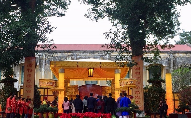 Nghi lễ “Tống cựu nghênh tân” – tiễn năm cũ đi, đón năm mới về tại Hoàng Thành Thăng Long (ảnh TTBT di sản Hoàng Thành Thăng Long)