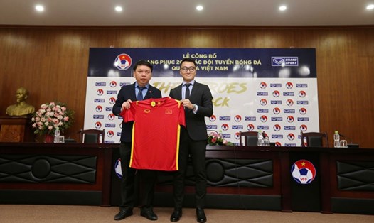 VFF ra mắt áo đấu chính thức của đội tuyển Việt Nam. Ảnh: Hải Đăng
