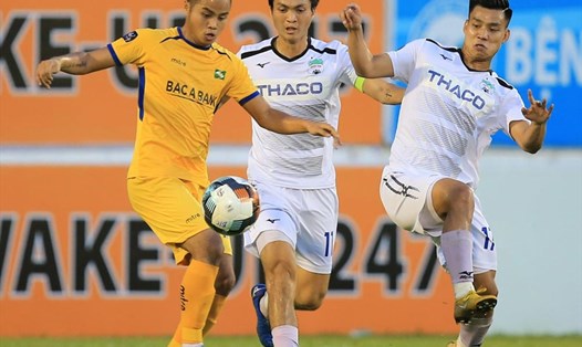 Hoàng Anh Gia Lai thi đấu rất tốt trên sân nhà, ở giai đoạn 1 V.League 2020. Đó là điểm tựa để họ đánh bại Sông Lam Nghệ An. Ảnh: VPF.