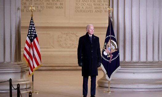 Tổng thống Mỹ Joe Biden phát biểu trong chương trình hòa nhạc ''Celebrating America'' tối 20.1 tại Đài tưởng niệm Lincoln, Washington D.C. Ảnh: AFP
