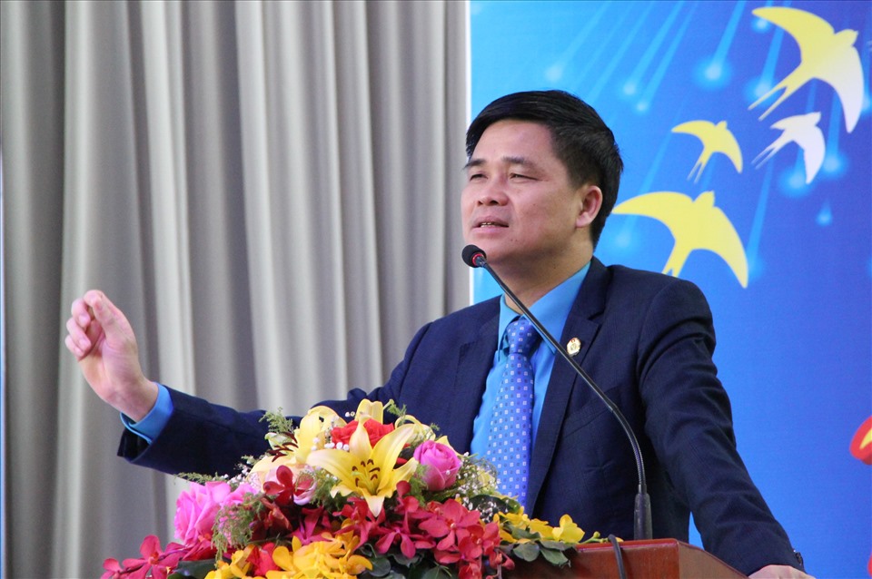 Ông Ngọ Duy Hiểu - Phó Chủ tịch TLĐLĐ Việt Nam về dự và phát biểu chỉ đạo tại hội nghị. Ảnh: Đình Trọng