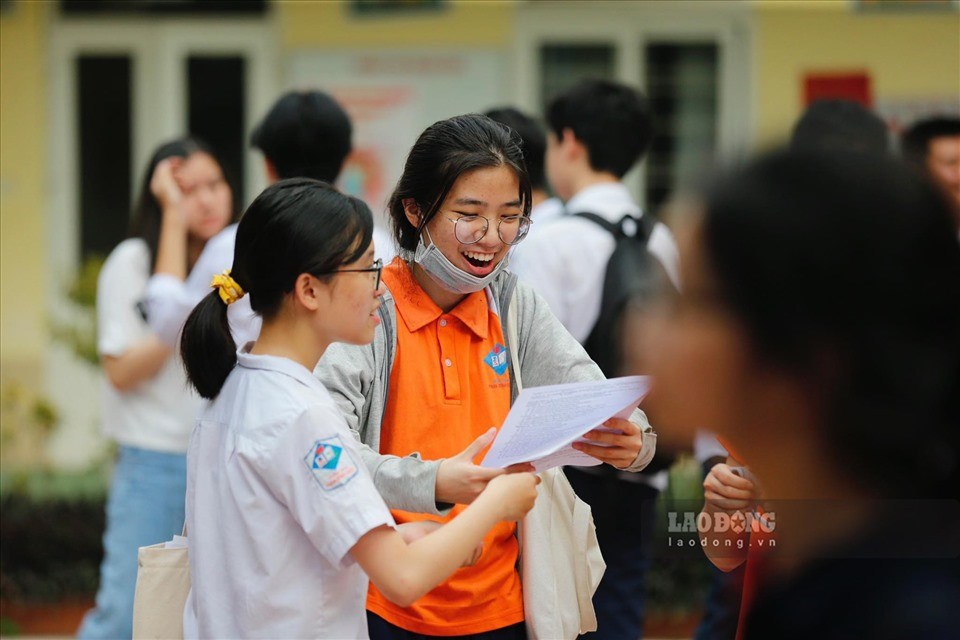 Hơn 180 nghìn học sinh THCS trên địa bàn thành phố Hà Nội đạt xếp loại văn hóa giỏi trong học kỳ I năm học 2020-2012. Ảnh: LĐO.