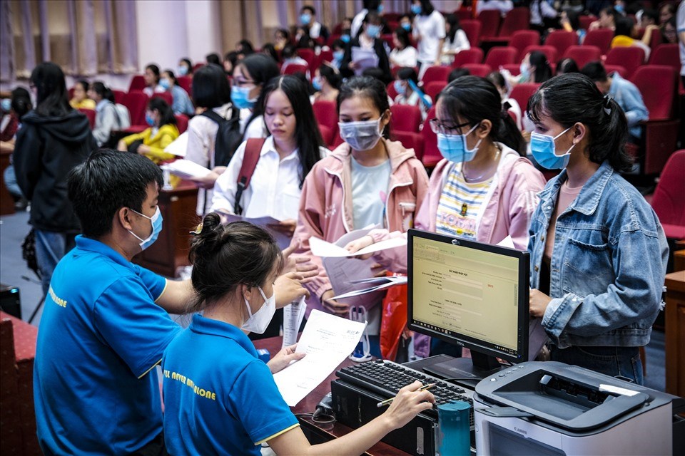 Sinh viên nhập học Trường Đại học Kinh tế - Luật (Đại học Quốc gia TPHCM). Ảnh: Nhà trường cung cấp Sinh viên nhập học Trường Đại học Kinh tế - Luật (Đại học Quốc gia TPHCM). Ảnh: Nhà trường cung cấp