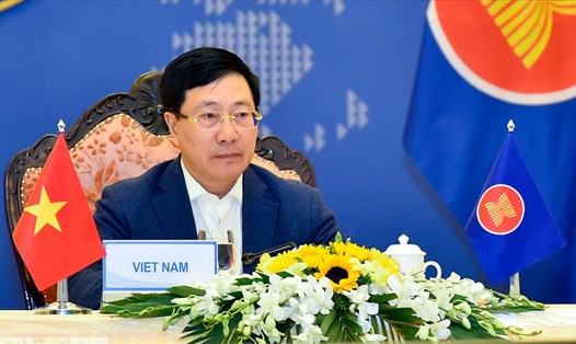 Phó Thủ tướng, Bộ trưởng Bộ Ngoại giao Phạm Bình Minh dự Hội nghị hẹp Bộ trưởng Ngoại giao ASEAN. Ảnh: Bộ Ngoại giao.