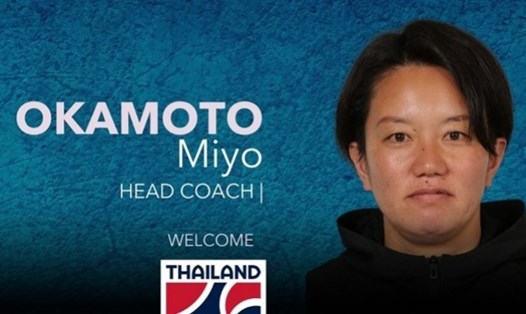 Huấn luyện viên Miyo Okamoto dẫn dắt tuyển nữ Thái Lan, để làm đối trọng với tuyển nữ Việt Nam. Ảnh: FAT.