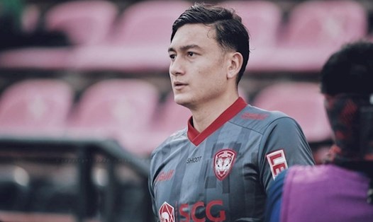 Đặng Văn Lâm lọt vào Top 5 thủ môn chơi chân tốt nhất Thai League. Ảnh: Muangthong United