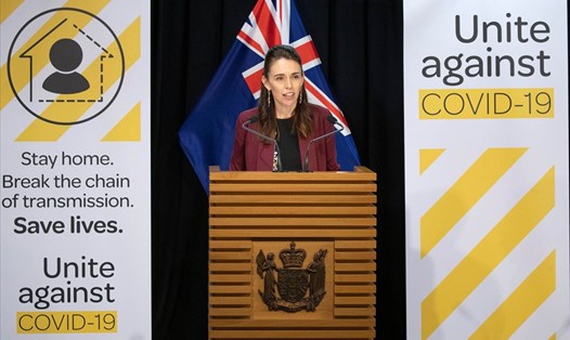 Thủ tướng New Zealand Jacinda Ardern được ca ngợi vì thành tích chống dịch COVID-19. Ảnh: AFP