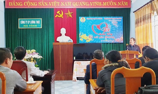 Tết Sum vầy - Kết nối yêu thương do Công đoàn Nông nghiệp và Phát triển Nông thôn Việt Nam và Công đoàn Tổng công ty Lương thực miền Bắc tổ chức. Ảnh: CĐNN