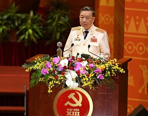 Đại tướng Tô Lâm, Ủy viên Bộ Chính trị, Bí thư Đảng ủy Công an Trung ương, Bộ trưởng Bộ Công an phát biểu tham luận tại Đại hội - Ảnh: VGP/Nhật Bắc