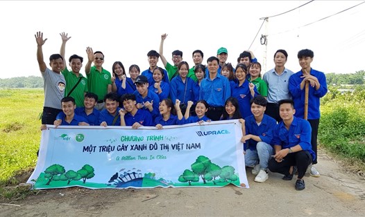Dự án có tham vọng sẽ "sang tay" cho mỗi người dân để nhân rộng "Một triệu cây xanh đô thị" trong tương lai. Ảnh: Green Việt