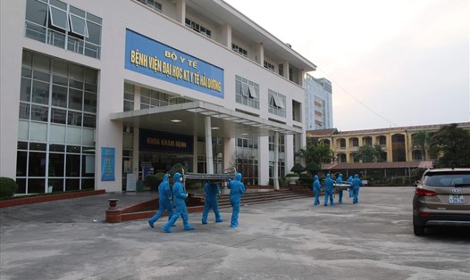 Bên trong bệnh viện dã chiến ở tỉnh Hải Dương. Ảnh: Anh Văn