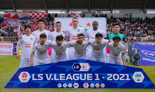 Trận đấu giữa Hoàng Anh Gia Lai và Bình Định ở vòng 3 V.League 2021 tạm hoãn vì COVID-19. Ảnh: H.A