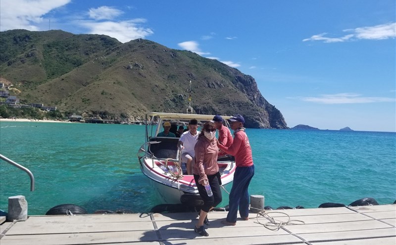 Trong dịp Tết Dương lịch 2021, tỉnh Bình Định ước đón khoảng hơn 20.000 lượt khách đến tham quan, lưu trú và nghỉ dưỡng.