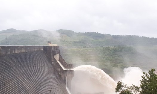 Tỉnh Quảng Nam yêu cầu thu hồi hơn 2,4 tỉ đồng từ thủy điện Sông Tranh 2 do chưa kê khai, nộp thuế tài nguyên và phí bảo vệ môi trường. Ảnh: Thanh Chung