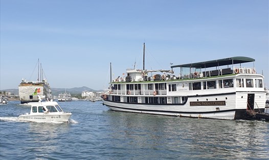 Quảng Ninh sẽ miễn giảm một số điểm tham quan, lưu trú cho khách du lịch. Ảnh: Nguyễn Hùng