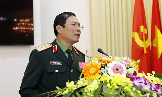 Trung tướng Nguyễn Tân Cương - Thứ trưởng Bộ Quốc phòng phát biểu tại Hội nghị. Ảnh TTXVN