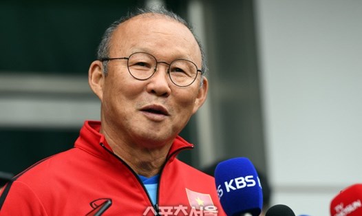 Huấn luyện viên Park Hang-seo đặt mục tiêu cao cho tuyển Việt Nam trong năm 2021. Ảnh: Sports Seoul.