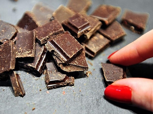 Dark chocolate has many uses in supporting weight loss. Photo: AFP