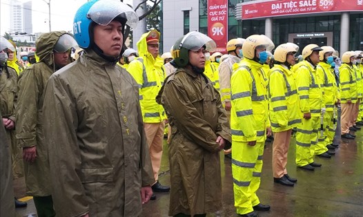 Đà Nẵng ra quân đảm bảo trật tự giao thông trước Tết Tân Sửu. Ảnh: Thuỳ Trang