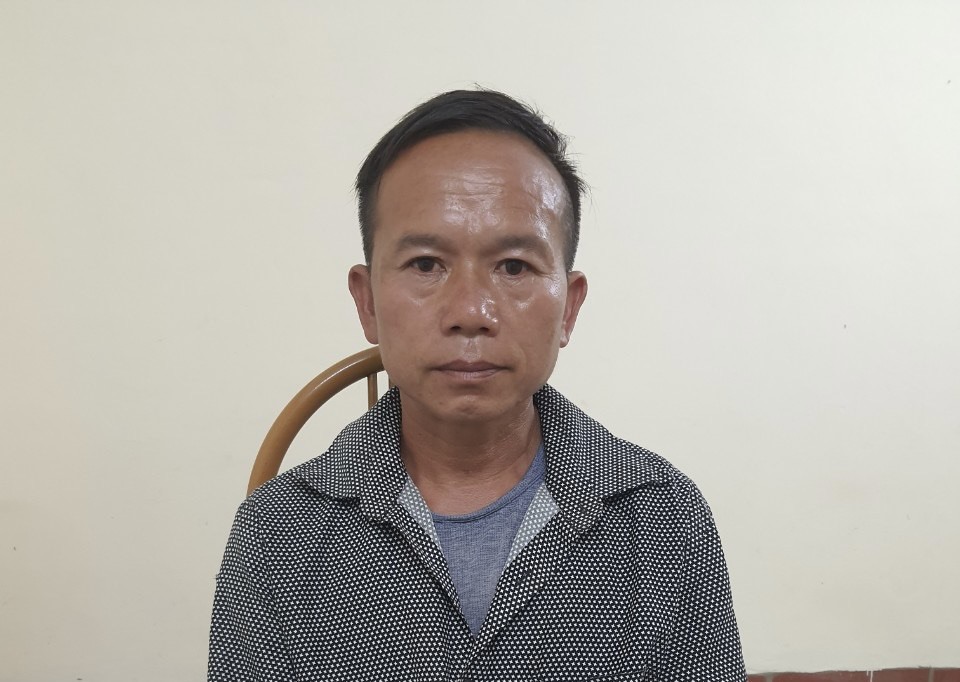 Đối tượng truy nã vừa bị cơ quan công an ở Sơn La bắt giữ. Ảnh: M.P