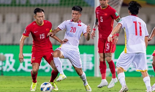 Trận thua trước tuyển Trung Quốc khiến tuyển Việt Nam bị tụt 2 bậc trên bảng xếp hạng FIFA. Ảnh: VFF.