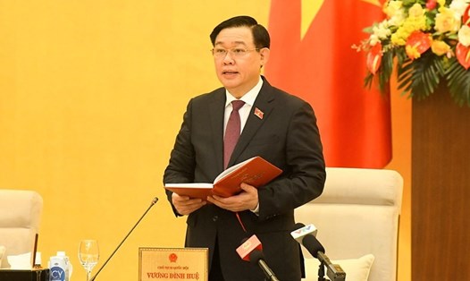Chủ tịch Quốc hội Vương Đình Huệ phát biểu khai mạc phiên họp. Ảnh: QH