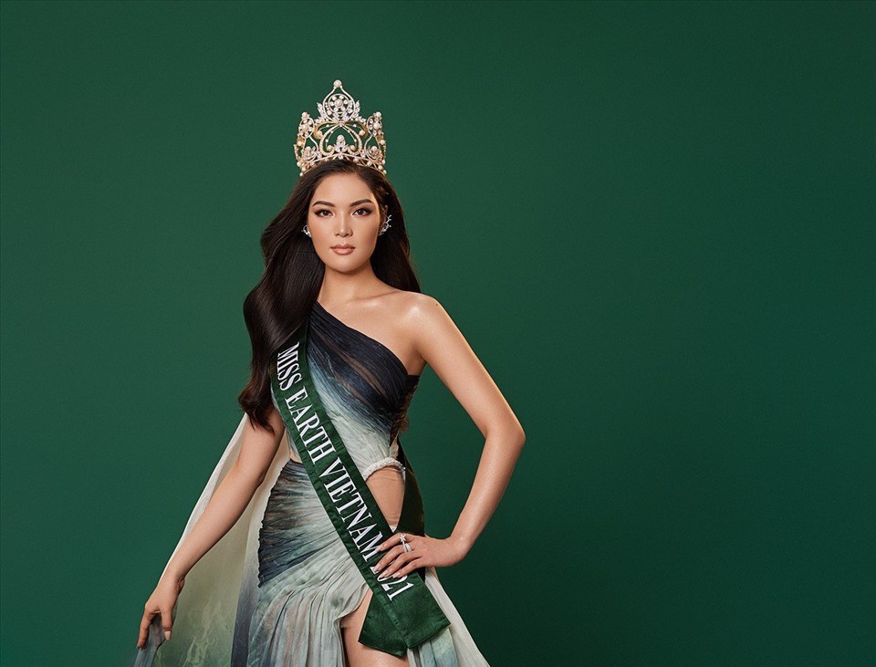 Vân Anh chính thức tham dự cuộc thi "Miss Earth 2021". Ảnh: Nguyễn Long Vân Anh chính thức tham dự cuộc thi "Miss Earth 2021". Ảnh: Nguyễn Long
