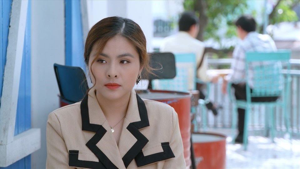 Thanh Vân khó chịu vì Đăng Duy trong "Canh bạc tình yêu". Ảnh: NSX. Thanh Vân khó chịu vì Đăng Duy trong "Canh bạc tình yêu". Ảnh: NSX.