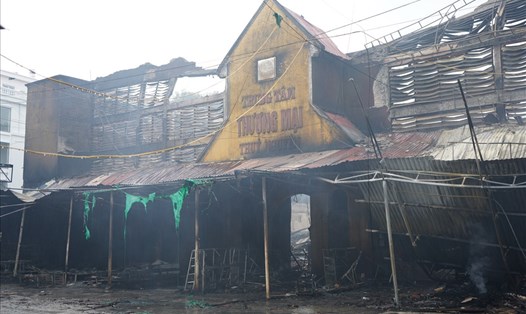 Chợ Núi Đèo, Thủy Nguyên, Hải Phòng bị thiêu rụi sau vụ cháy. Ảnh: MD