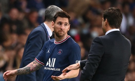 Messi khó ra sân tại vòng 10 Ligue 1. Ảnh AFP