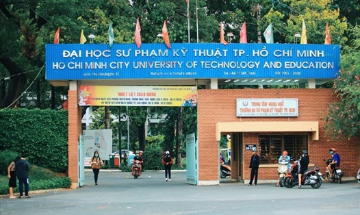 Từ ngày 1.11, sinh viên Trường Đại học Sư phạm Kỹ thuật TPHCM đã có thể đến trường học trực tiếp. Ảnh: UTE