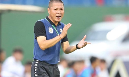 Huấn luyện viên Chu Đình Nghiêm dẫn dắt Hải Phòng từ V.League 2022. Ảnh: Dũng Phương