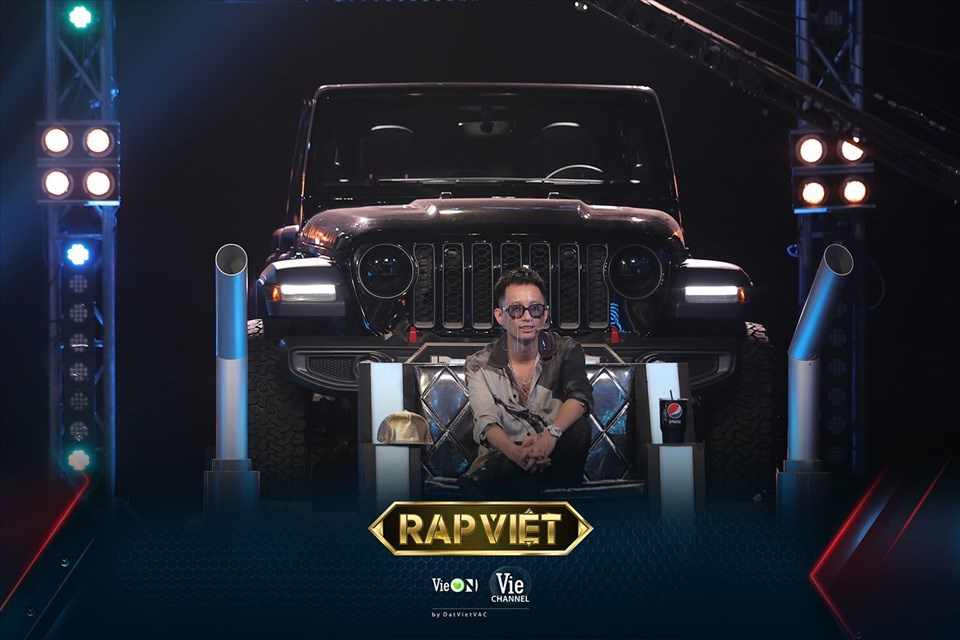Rap Việt mùa 2 có sự thay đổi vị trí của Rhymastic. Ảnh: NSX. Rap Việt mùa 2 có sự thay đổi vị trí của Rhymastic. Ảnh: NSX.