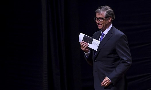 Bill Gates từng bị lãnh đạo Microsoft nhắc nhở vì gửi email cho nữ nhân viên. Ảnh: AFP