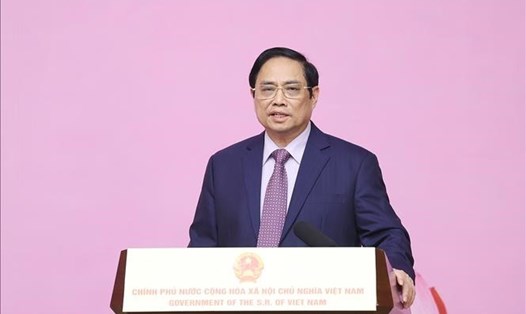 Thủ tướng Phạm Minh Chính phát biểu tại buổi gặp mặt các đại biểu phụ nữ. Ảnh: Dương Giang/TTXVN