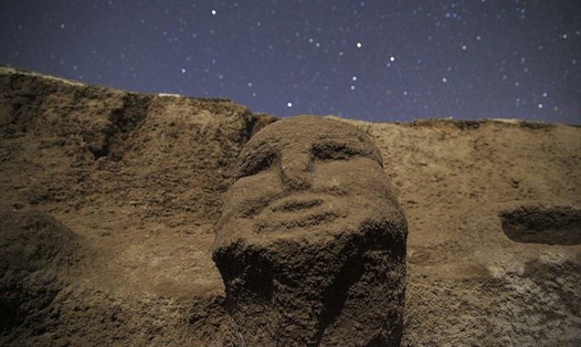 Những tác phẩm chạm khắc tuyệt đẹp về hình người và đầu người đã được phát hiện tại nơi được coi là một trong những khu định cư quan trọng nhất của thời kỳ đồ đá mới. Ảnh: Anadolu Agency