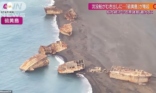24 con tàu của Nhật Bản bị chìm trong Trận Iwo Jima được nâng lên từ đáy đại dương sau những chấn động của núi Suribachi. Ảnh chụp màn hình/ANNnewsCH