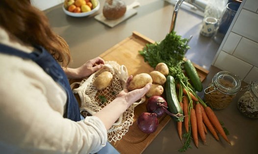 Chuyên gia chỉ ra cách bảo quản khoai tây đúng cách, giúp tươi lâu hơn từ 4-6 tháng. Ảnh: AFP/Getty