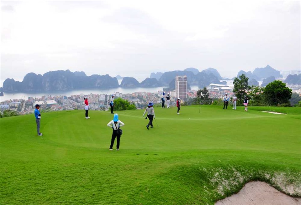 Giải golf Quảng Ninh 2021- Cúp truyền hình Quảng Ninh lần thứ 3. Nguồn: Cổng thông tin Quảng Ninh