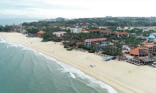Các resort ven biển Hàm Tiến, TP.Phan Thiết, Bình Thuận là một trong những địa điểm thu hút khách đến du lịch. Ảnh: Phạm Duy