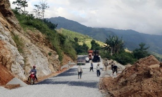 Đầu tư, nâng cấp Quốc lộ 4 đoạn Hà Giang- Lào Cai.