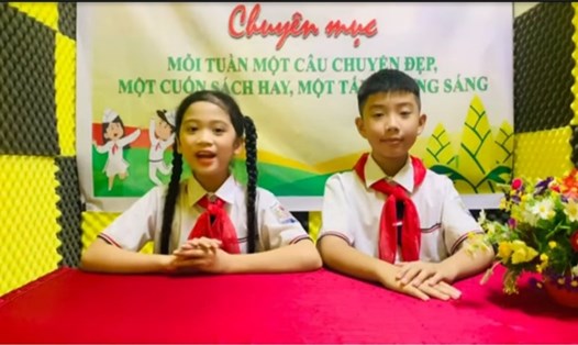 Học sinh trường Tiểu học thị trấn Đức Thọ (Hà Tĩnh) hào hứng tham gia chương trình "Mỗi tuần một câu chuyện đẹp...". Ảnh: La Giang