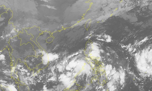 Ảnh vệ tinh dự báo thời tiết khu vực Biển Đông ngày 24.10. Ảnh: Trung tâm Dự báo Khí tượng Thuỷ văn Quốc gia
