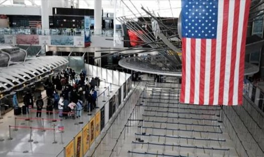 Mỹ dỡ bỏ hầu hết quy định đi lại với du khách quốc tế từ ngày 8.11. Ảnh: AFP