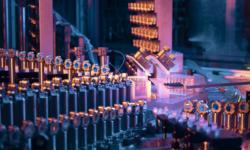 Nguyên mẫu máy tính lượng tử dựa trên ánh sáng "Jiuzhang 2.0". Ảnh: Đại học Khoa học và Công nghệ Trung Quốc