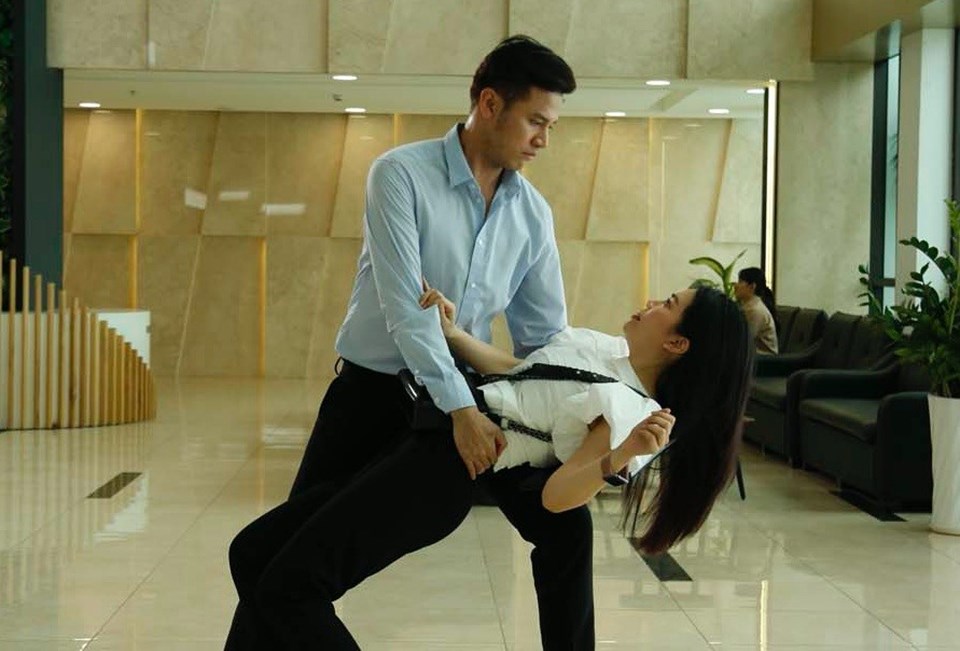 Vợ chồng Vũ Ngọc Ánh - Anh Tài trong một cảnh quay. Ảnh: ĐQ. Vợ chồng Vũ Ngọc Ánh - Anh Tài trong một cảnh quay. Ảnh: ĐQ.