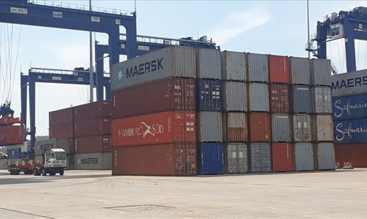 Hãng tàu container lớn nhất thế giới đưa thí điểm 2 chuyến tàu tới Hạ Long. Ảnh: Nguyễn Hùng