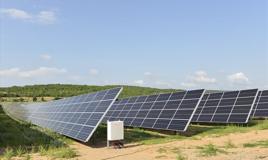 Cơ quan Phát triển Quốc tế Mỹ đã và đang làm việc với các công ty tư nhân để xây dựng các nhà máy năng lượng mặt trời và điện gió quy mô lớn tại Việt Nam. Ảnh: USAID